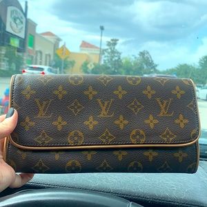 Amazing outside worn inside louis vuitton